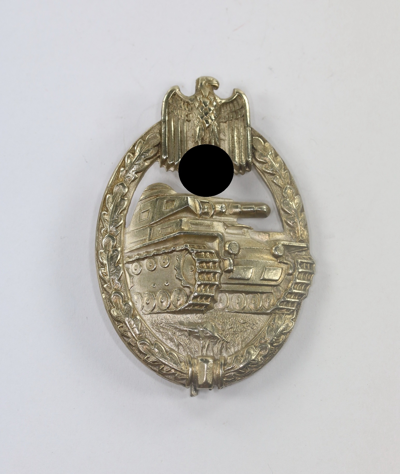 panzerkampfabzeichen_in_silber_juncker_neusilber_versilbert_porsche_variante_1__1_1 Panzerkampfabzeichen in Silber, Juncker, Neusilber versilbert (!), Porsche Variante – Bild 1