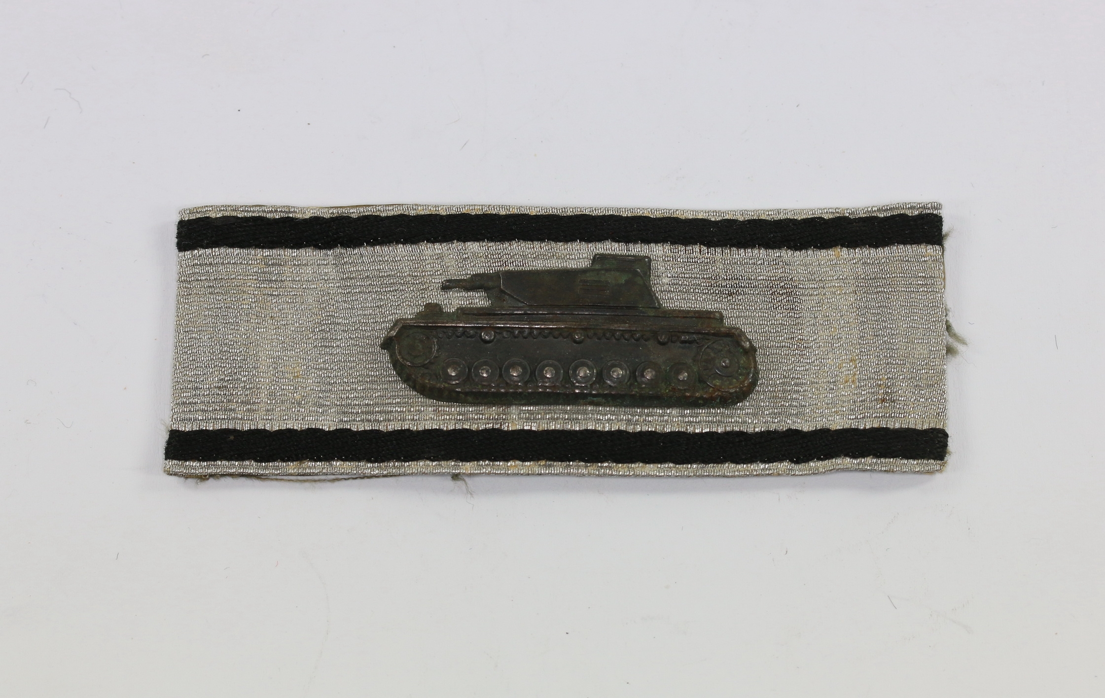 Sonderabzeichen für das Niederkämpfen von Panzerkampfwagen durch Einzelkämpfer (Panzerknacker) – Bild 1