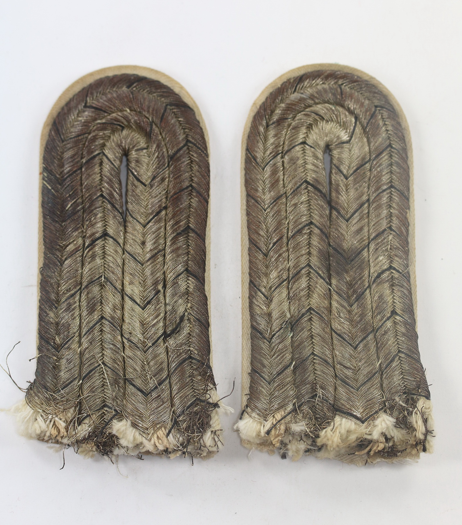 Preußen, Paar Schulterklappe für einen Leutnant der Infanterie – Bild 1