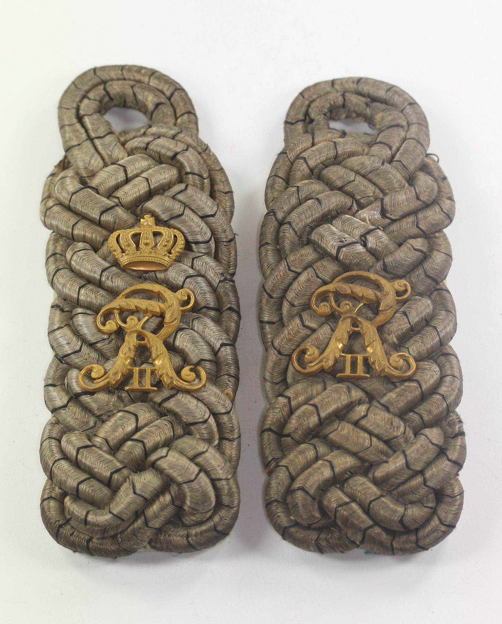 preu_en_paar_schulterklappen_f_r_einen_major_im_grenadierregiment_k_nig_friedrich_der_gro_e_3 Preußen, Paar Schulterklappen für einen Major im Grenadier-Regiment König Friedrich der Große (3. Ostpreußisches) – Bild 1