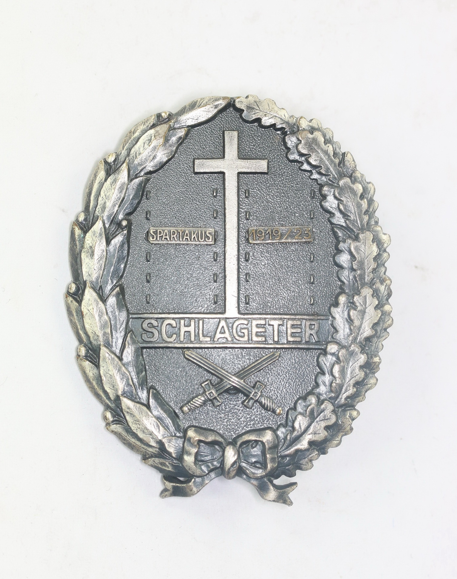 Schlageter Schild mit Spangen "Spartakus" "1919/23", Hst. Paul Küst Berlin SW 19 – Bild 1