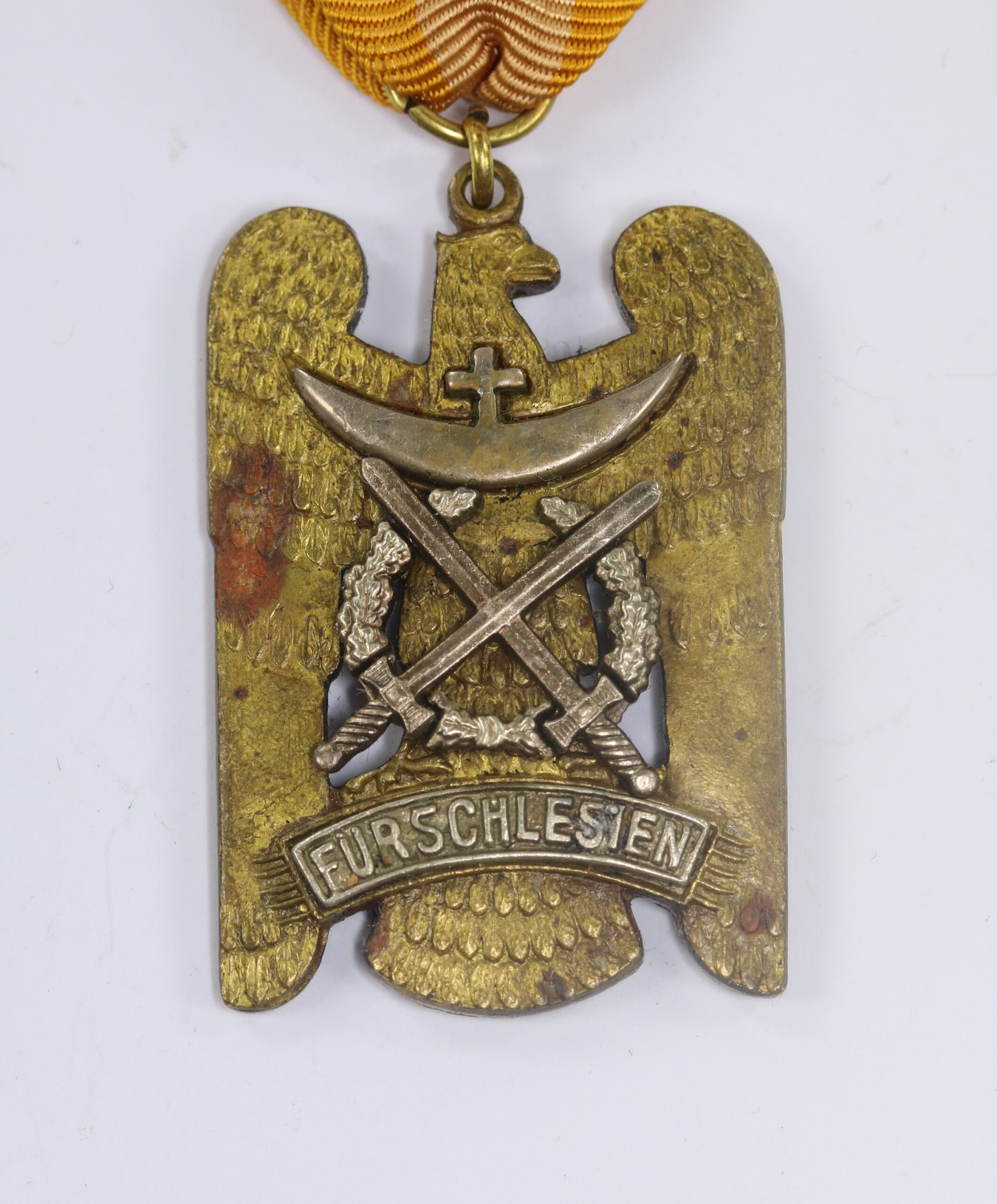 Schlesischer Adler 2. Stufe mit Eichenlaub und Schwertern - Für Schlesien (Buntmetall) – Bild 1