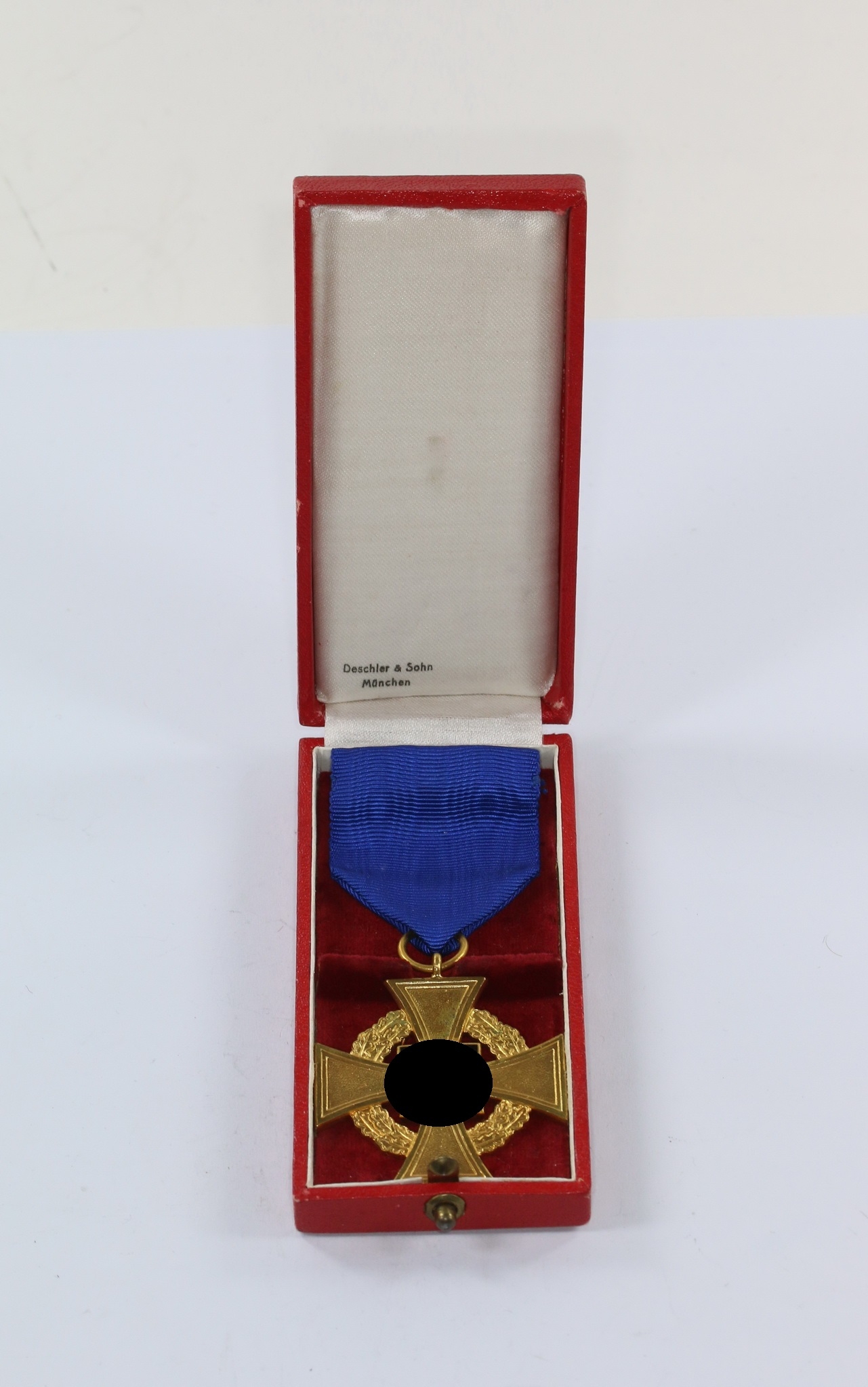 Treudienstehrenzeichen in Gold (40 Jahre), im Etui, Deschler & Sohn – Bild 1