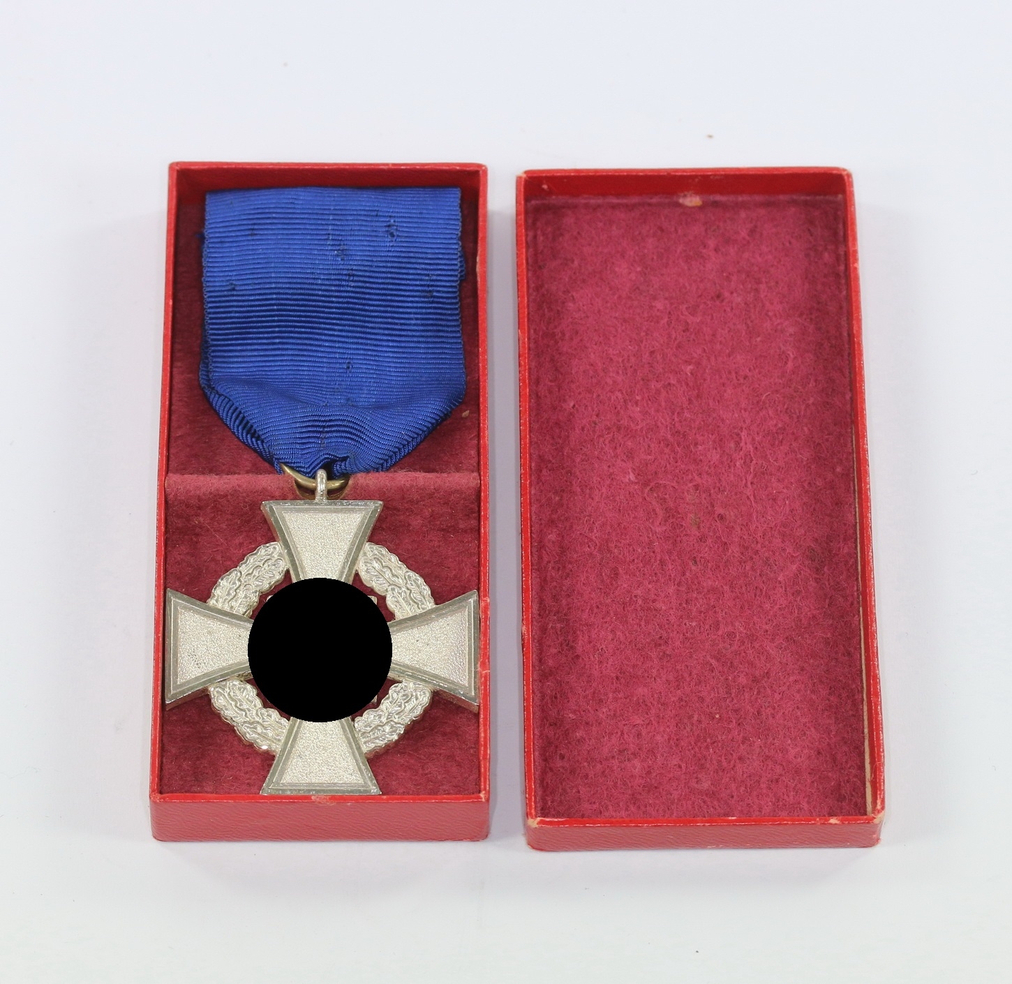 treudienstehrenzeichen_in_silber_25_jahre_im_etui_f_r_treue_dienste_1__1_1 Treudienstehrenzeichen in Silber (25 Jahre), im Etui Für treue Dienste – Bild 1