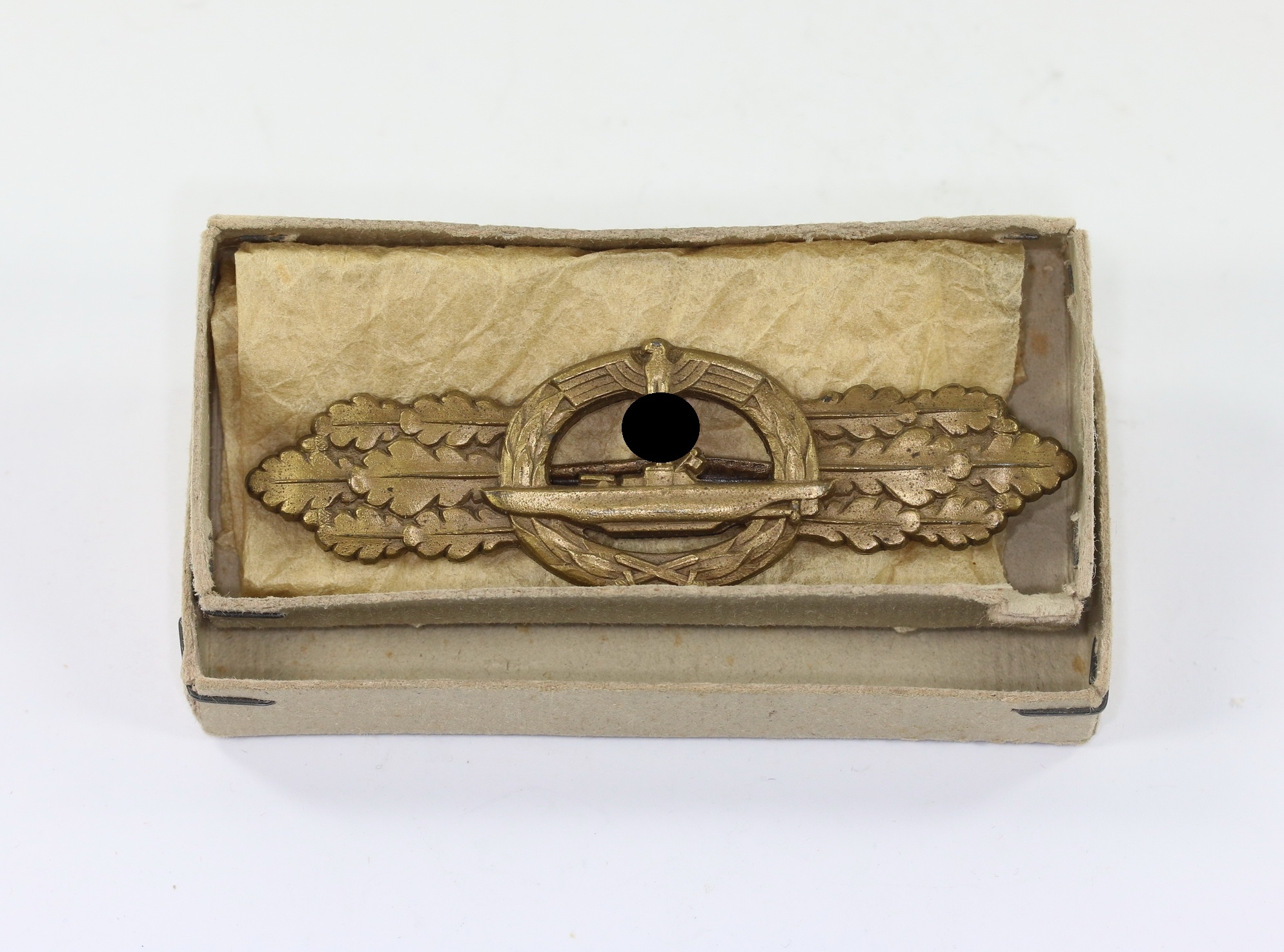 ubootfrontspange_in_bronze_hersteller_schwerin_berlin68_in_verleihungsschachtel_1__1 U-Bootsfrontspange in Bronze, Hst. Schwerin, in Verleihungsschachtel – Bild 1