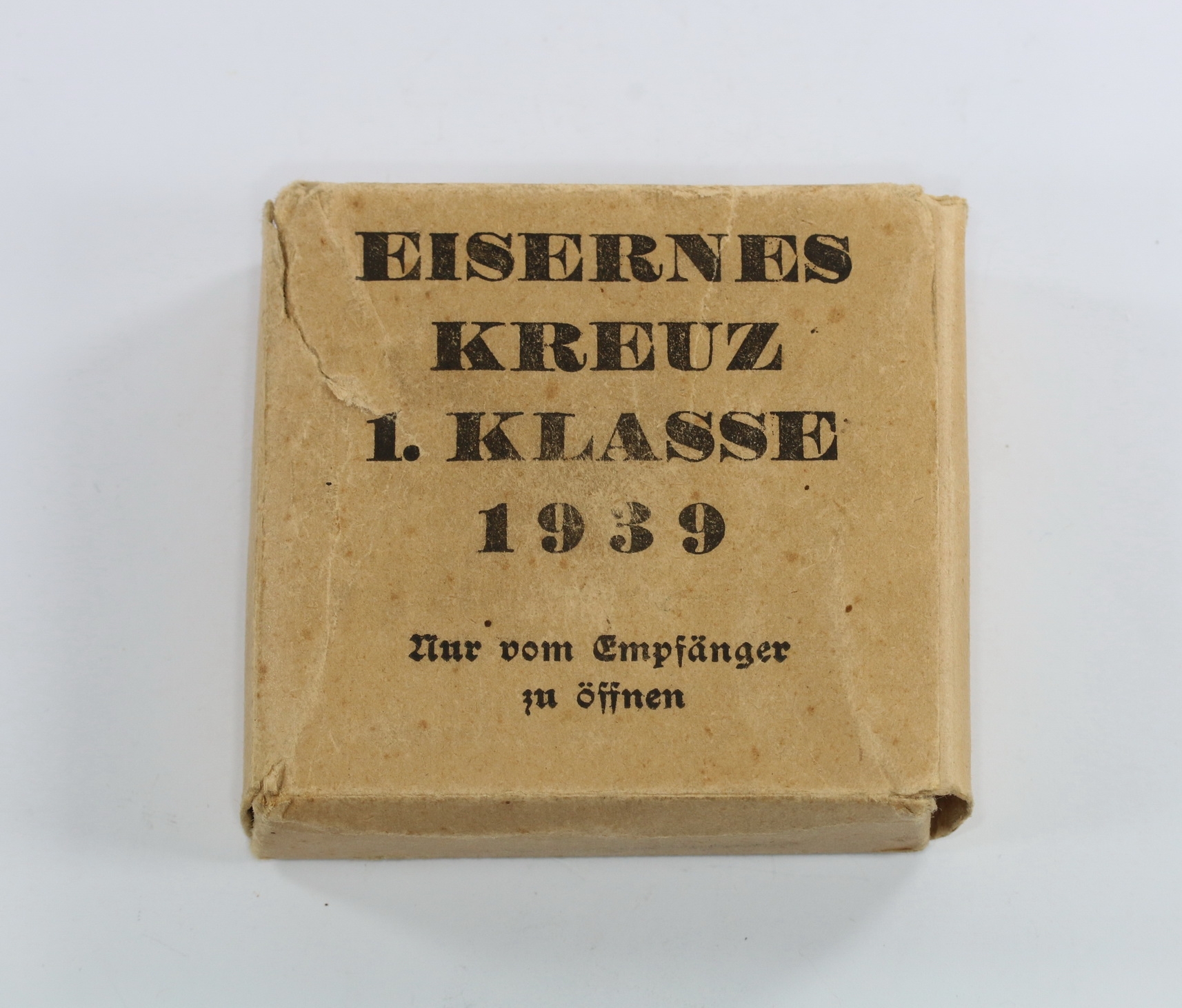 Umkarton Eisernes Kreuz 1. Klasse 1939, Wächtler & Lange – Bild 1