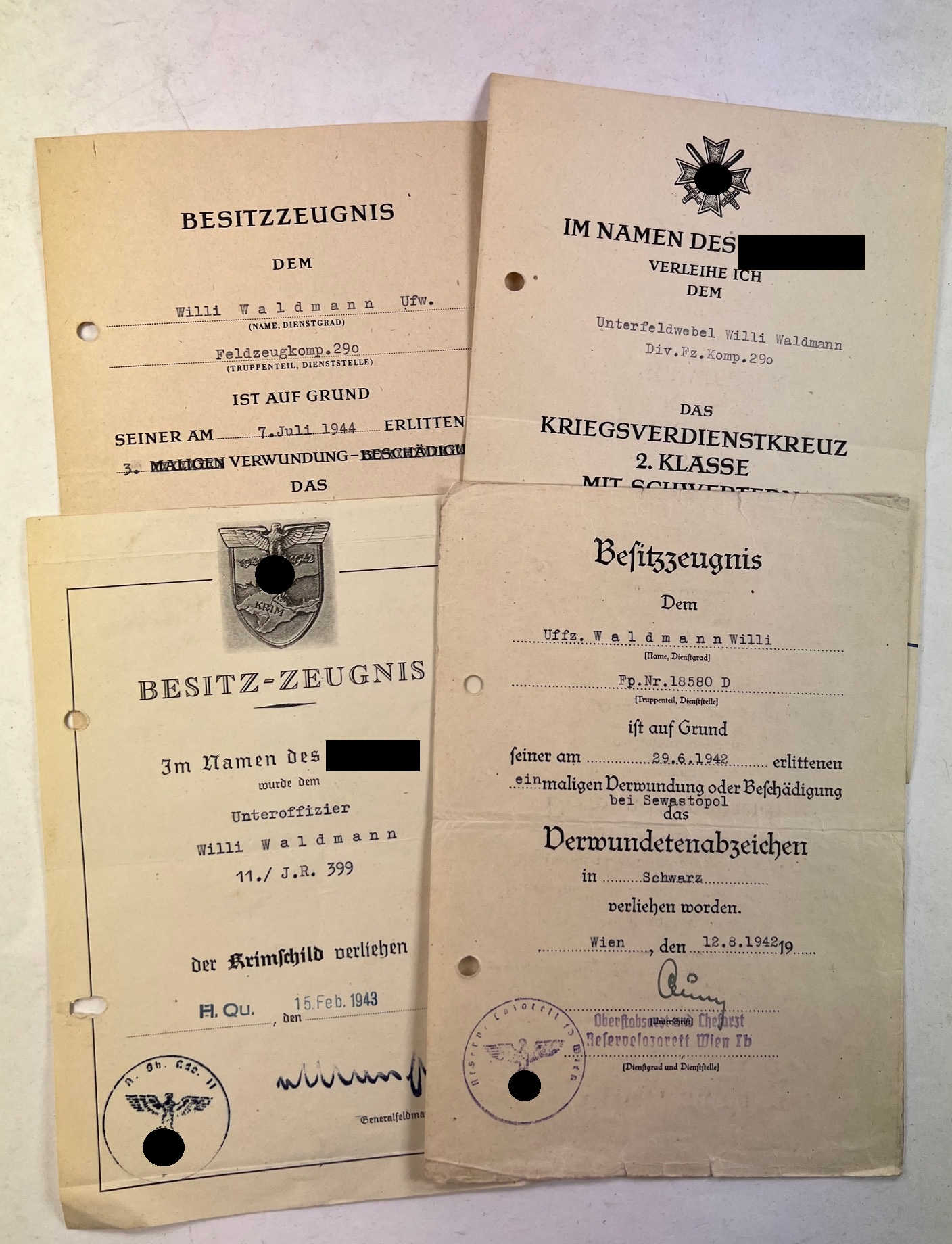 urkunden_gruppe_krim_sewastopol_1__1 Urkunden Gruppe Krim / Sewastopol – Bild 1