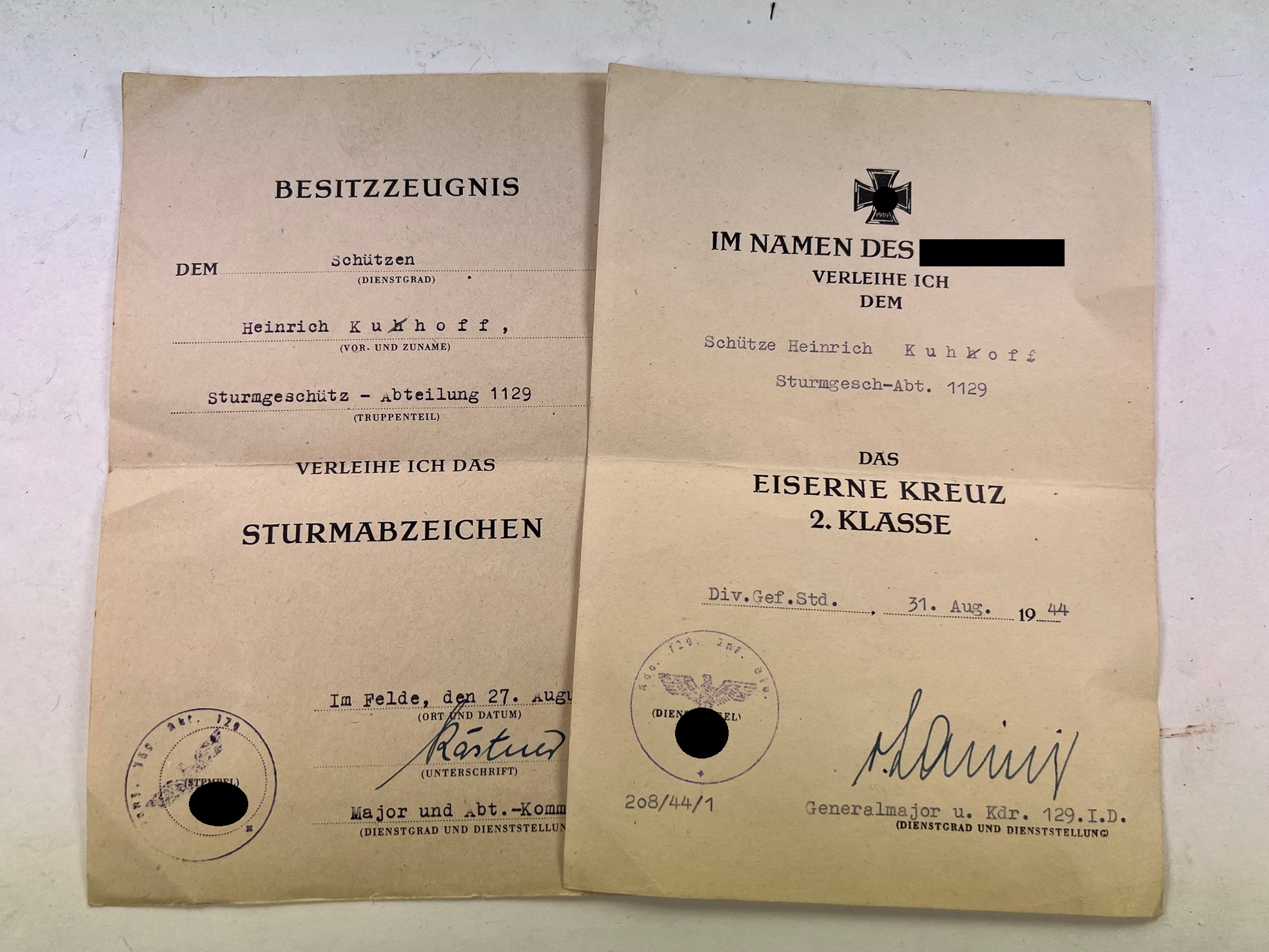 urkunden_gruppe_sturmgesch_tzabteilung_1129_1__1 Urkunden Gruppe Sturmgeschützabteilung 1129 – Bild 1