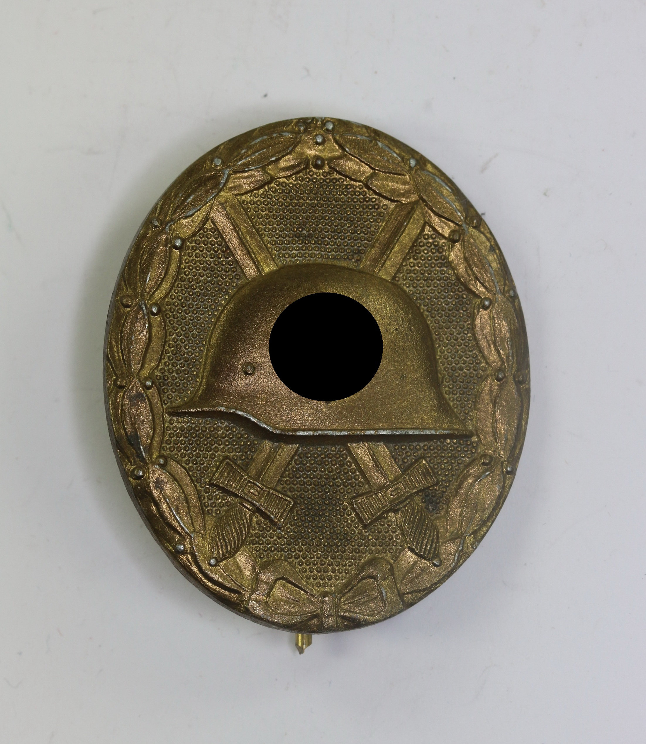 verwundetenabzeichen_in_gold_1939_hst Verwundetenabzeichen in Gold 1939, Hst. L/14 (Freidrich Orth, Wien) – Bild 1