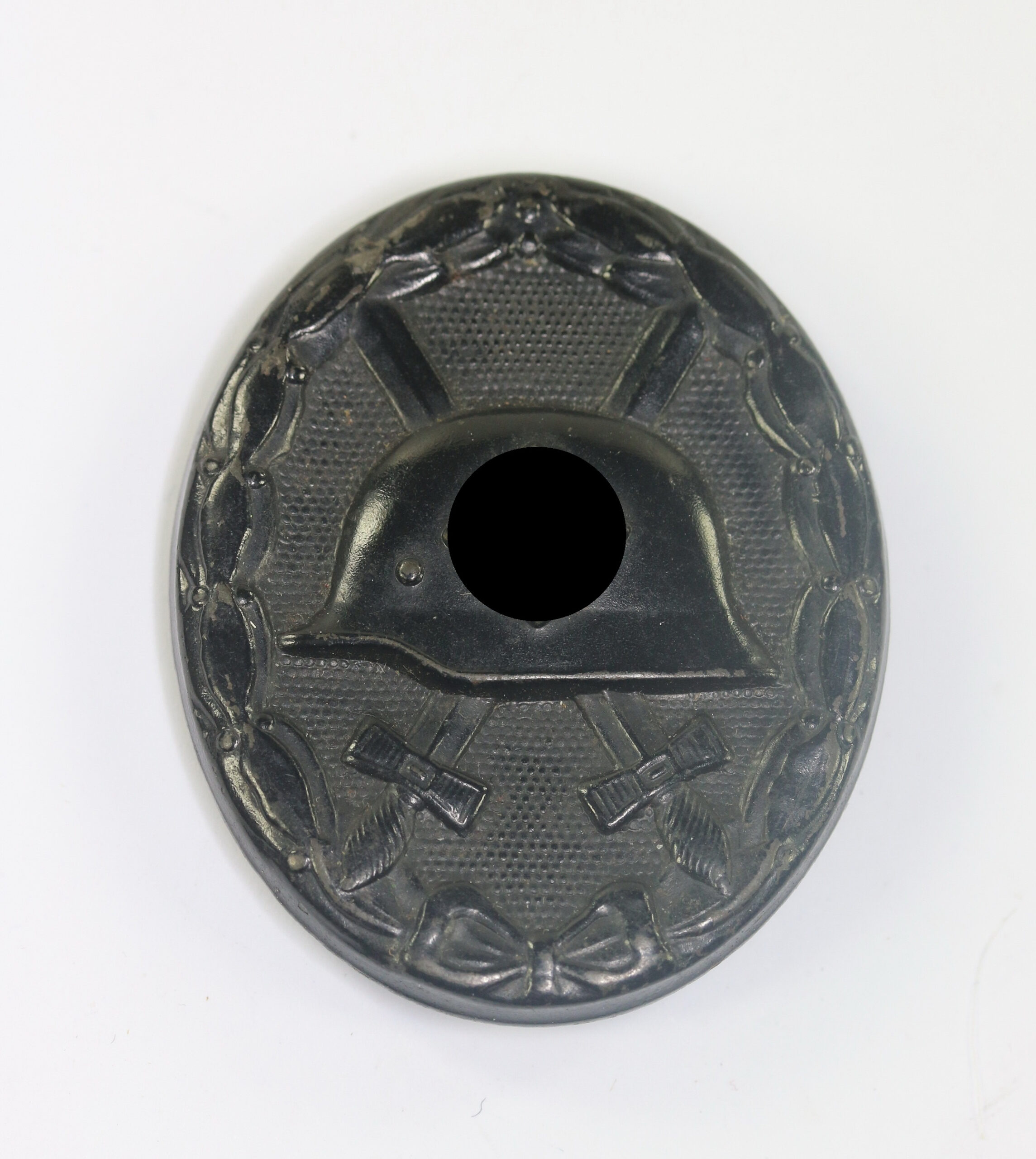 Verwundetenabzeichen in Schwarz 1939, Hst. 126 und E.H. (Eduard Hahn, Oberstein) – Bild 1