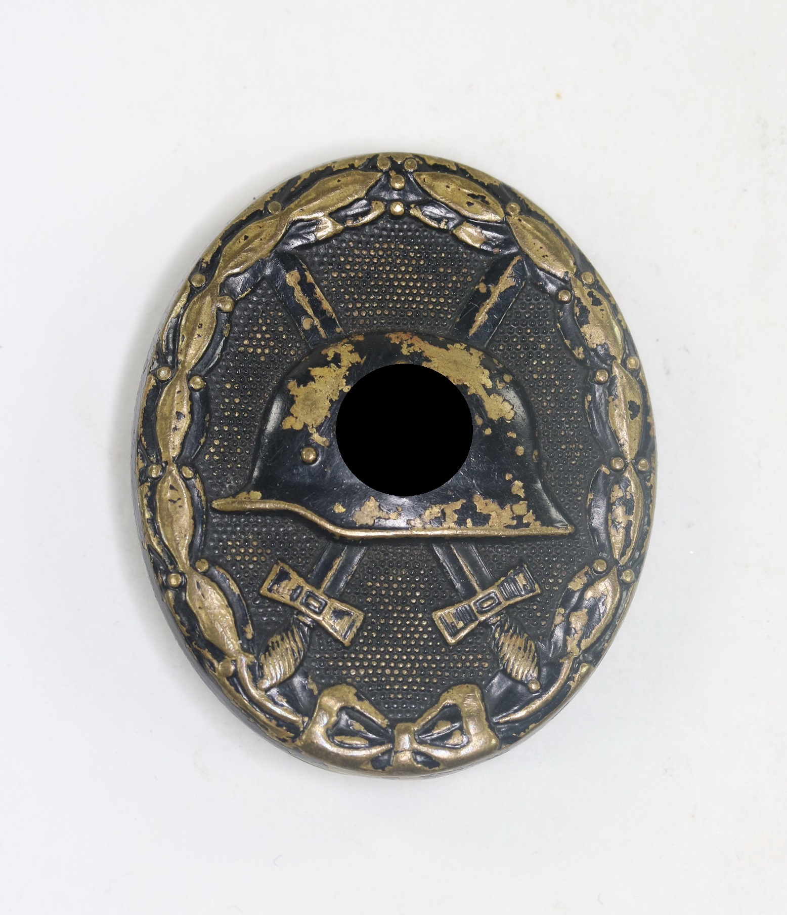 Verwundetenabzeichen in Schwarz 1939, Hst. 30 (Hauptmünzamt Wien) – Bild 1