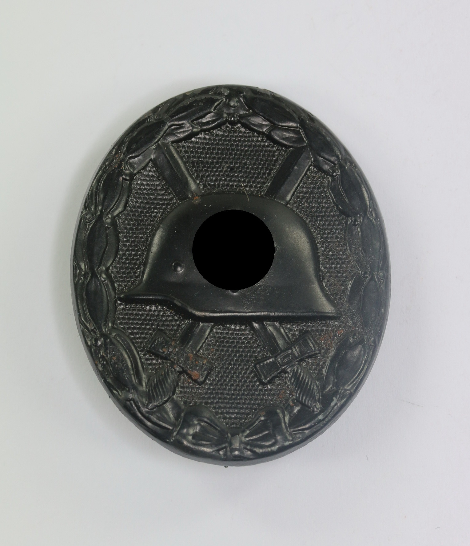 Verwundetenabzeichen in Schwarz 1939, Hst. 32 (W. Hobachter, Wien) – Bild 1