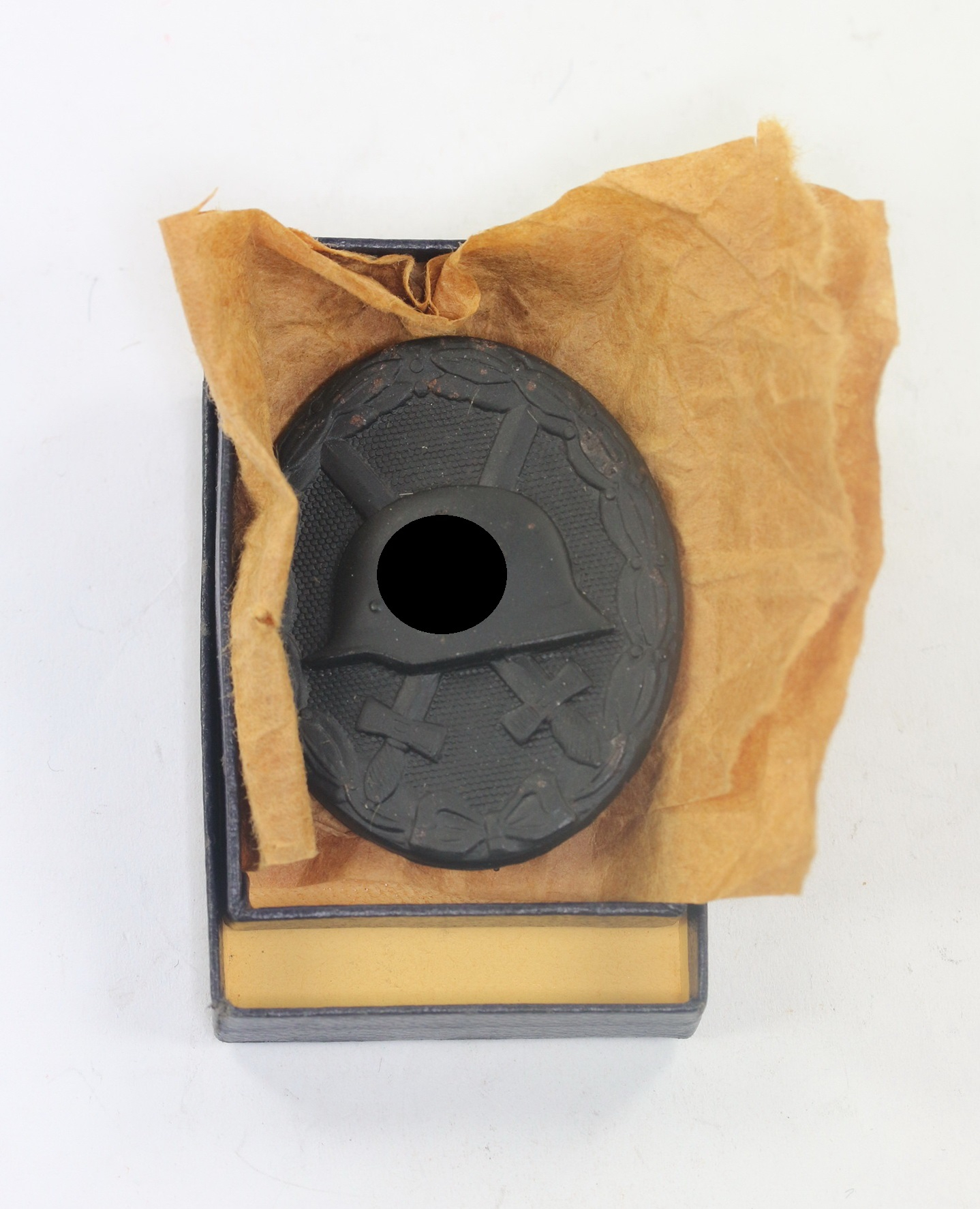 Verwundetenabzeichen in Schwarz 1939, Hst. L54, LDO Schachtel, V.-A. Sch. L/54 (Schauerte & Hoefeld, Lüdenscheid) – Bild 1