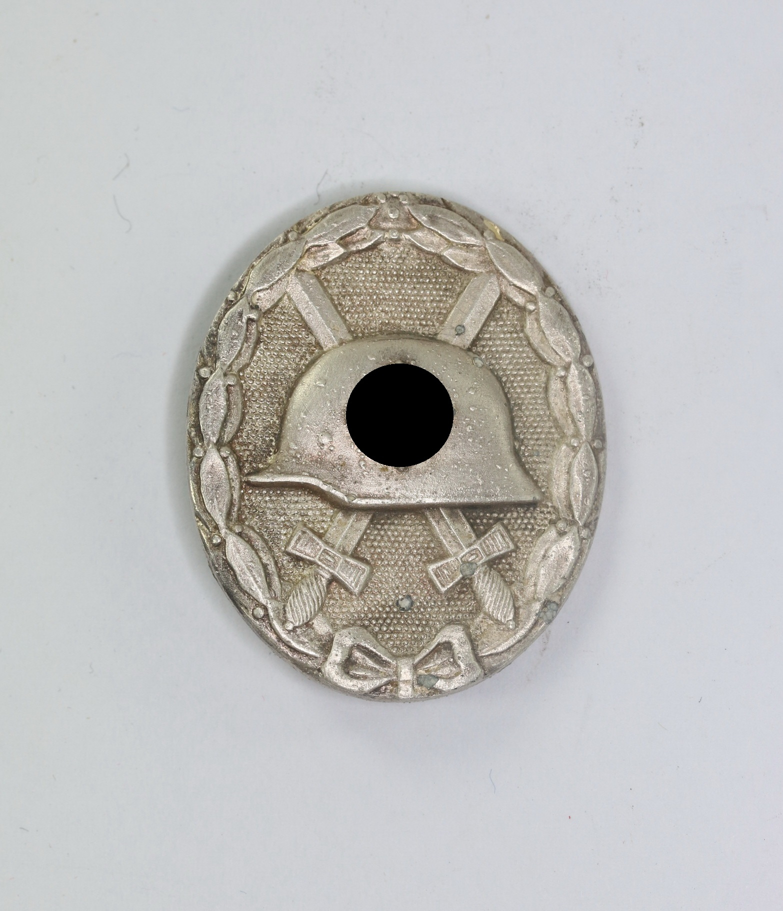 Verwundetenabzeichen in Silber 1939, Hst. 100 (Wächtler & Lange, Mittweida) – Bild 1