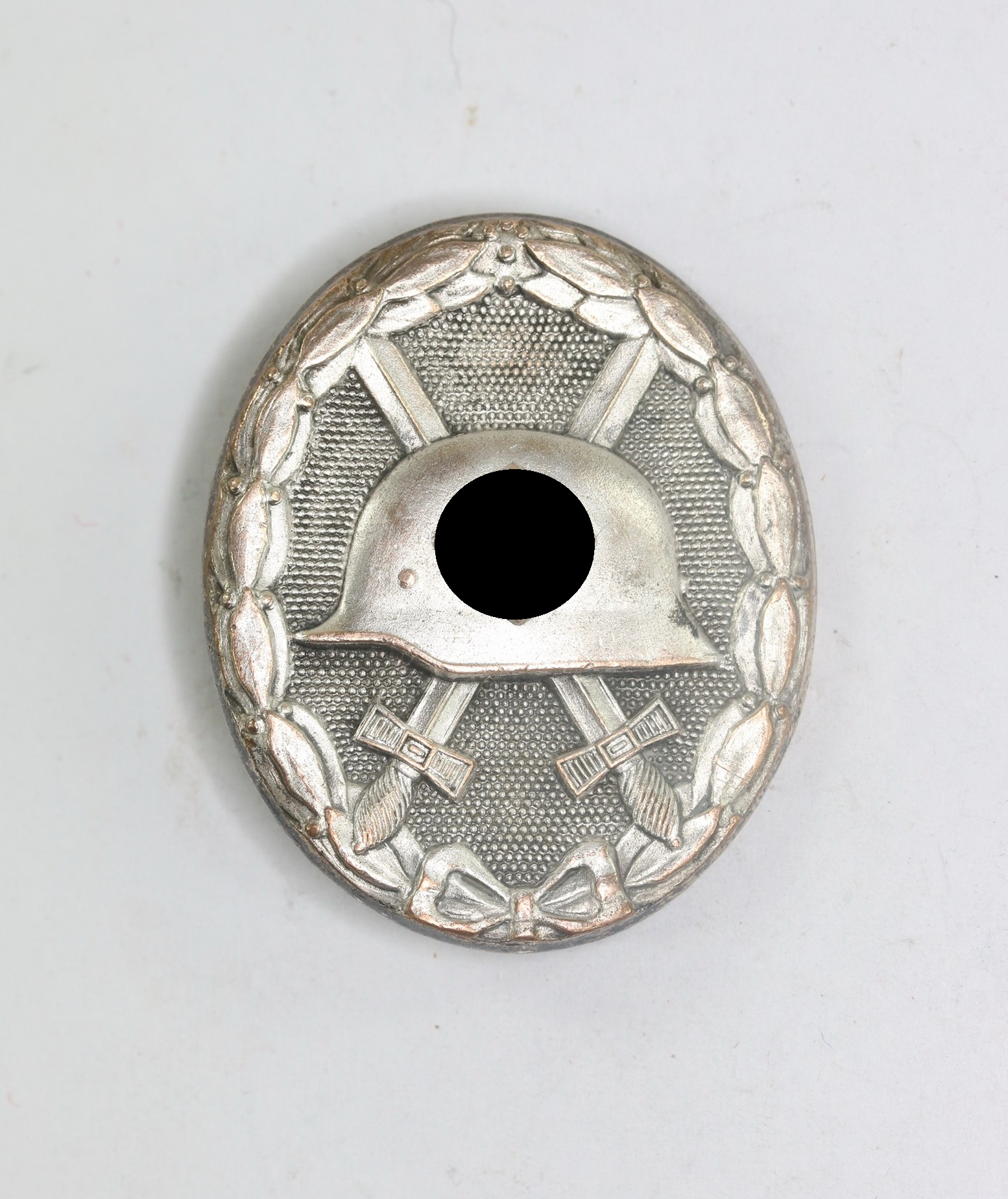 Verwundetenabzeichen in Silber 1939, Hst. 13 (Gustav Brehmer, Markneukirchen) – Bild 1