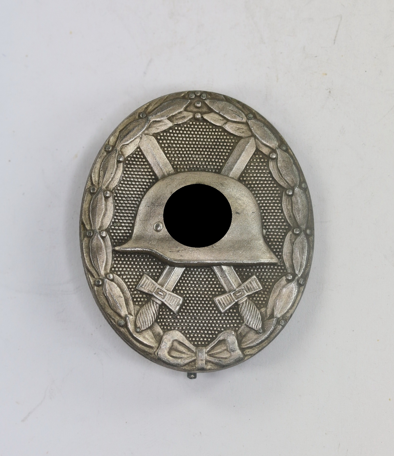 verwundetenabzeichen_in_silber_1939_hst Verwundetenabzeichen in Silber 1939, Hst. 30 (Hauptmünzamt Wien) – Bild 1