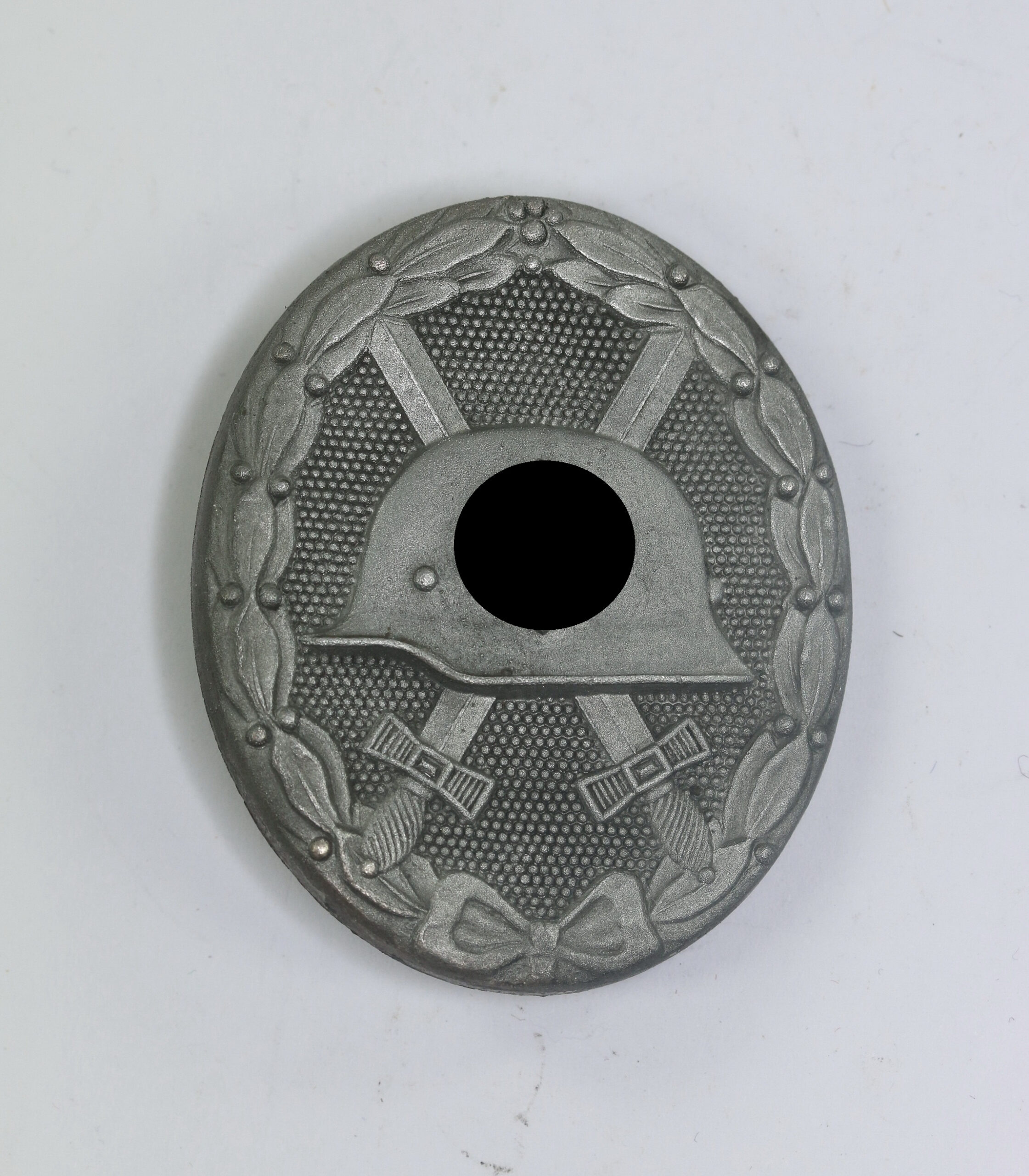 Verwundetenabzeichen in Silber 1939, Hst. 65 (Klein & Quenzer, Oberstein) – Bild 1