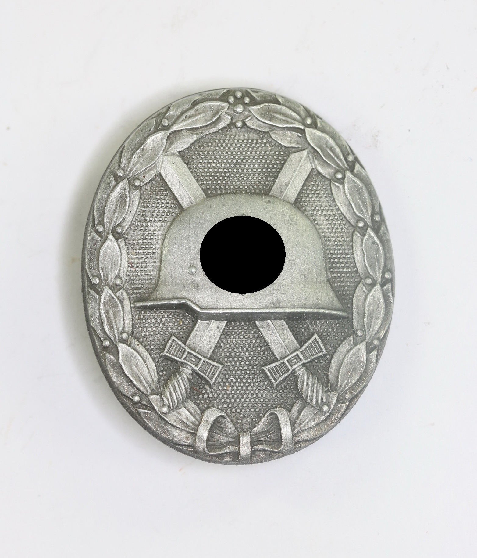 Verwundetenabzeichen in Silber 1939, Hst. L/10 (Deschler & Sohn, München) – Bild 1