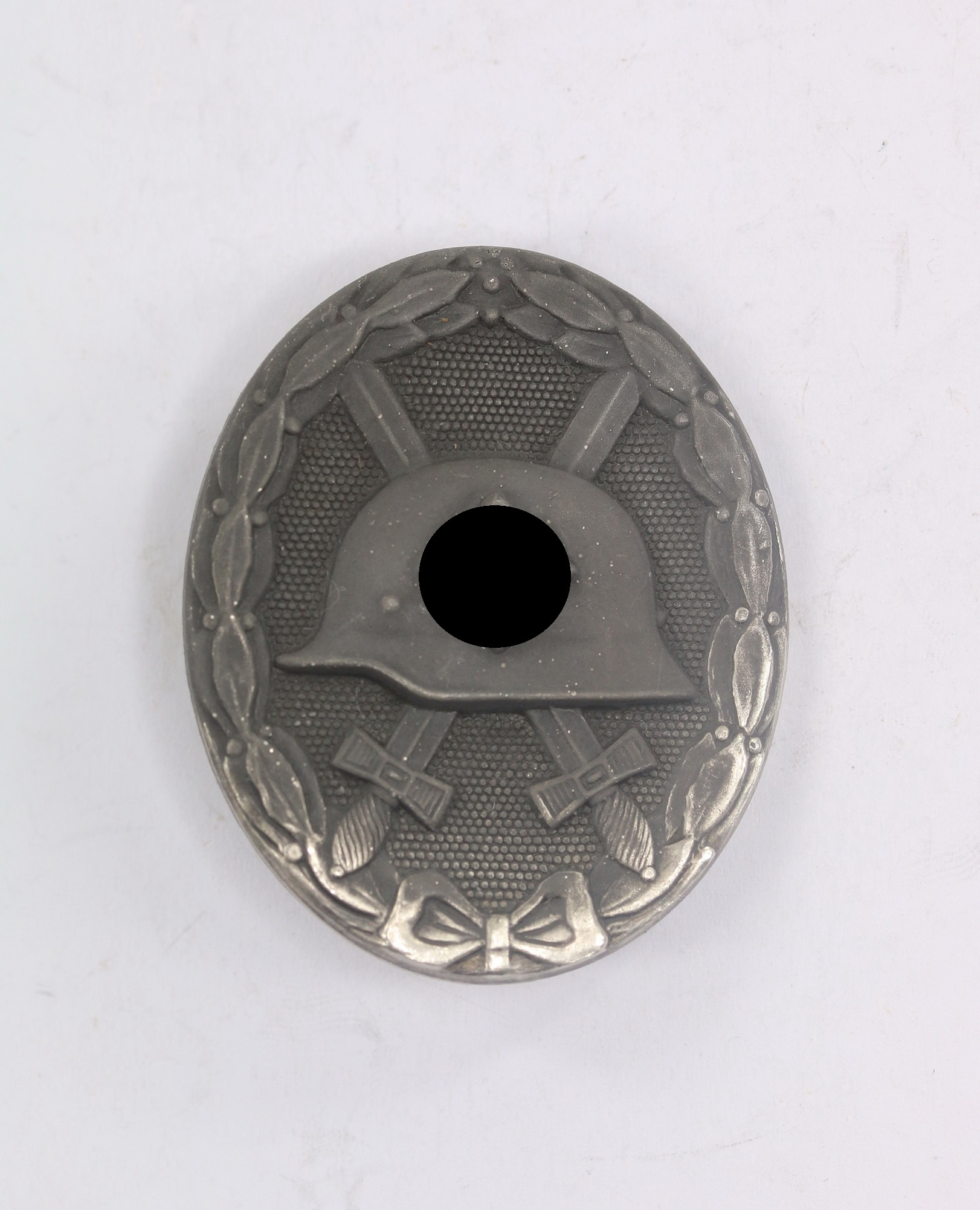 Verwundetenabzeichen in Silber 1939, Hst. L/21 (Förster & Barth, Pforzheim) – Bild 1