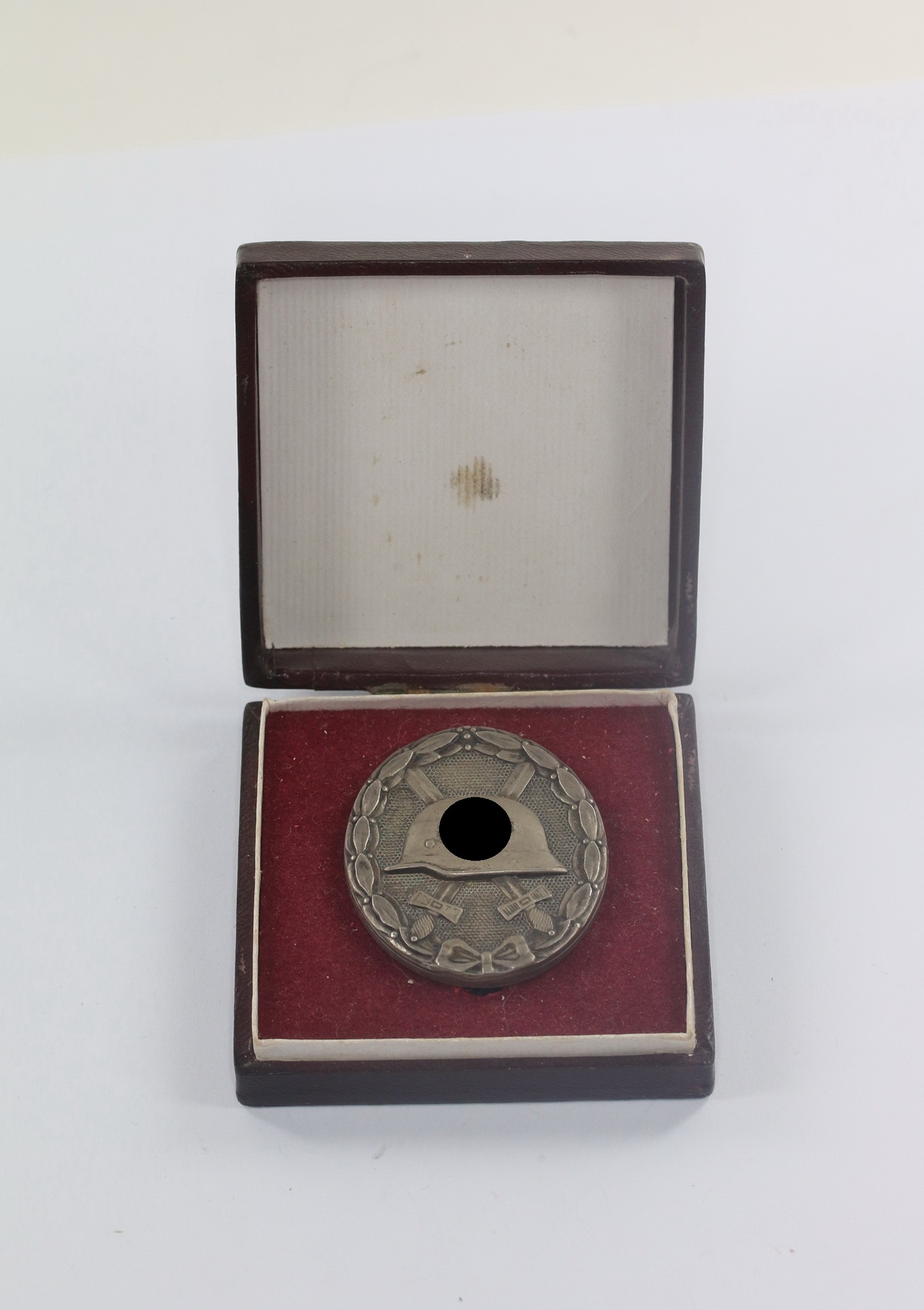  Verwundetenabzeichen in Silber, im Etui Hauptmünzamt Wien III. – Bild 1