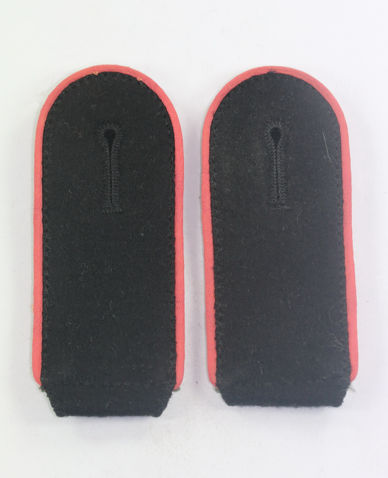 Waffen SS, Paar Schulterklappen für Mannschaften Panzer Truppe (Waffenfarbe Rosa) – Bild 1