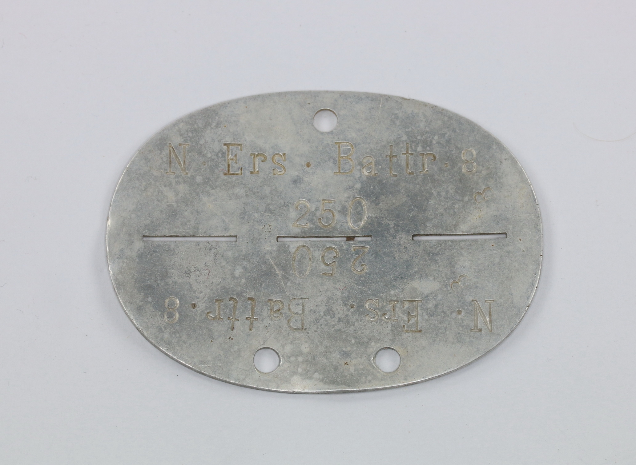 wehrmacht_erkennungsmarke_nachrichten_ersatz_batterie_8_1_ Erkennungsmarke, Nachrichten Ersatz Batterie 8 – Bild 1