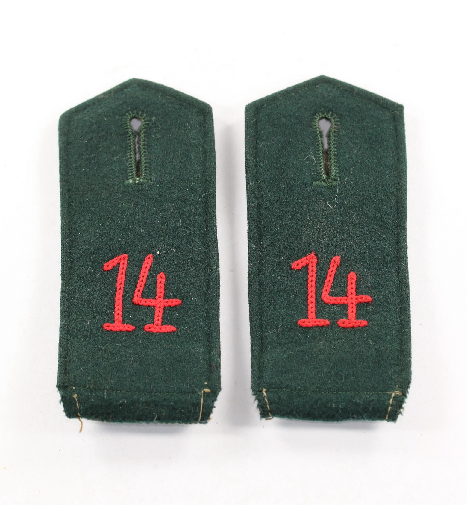 Wehrmacht Heer, frühes Paar Schulterklappen für einen Kanonier im Artillerie Regiment 14 – Bild 1