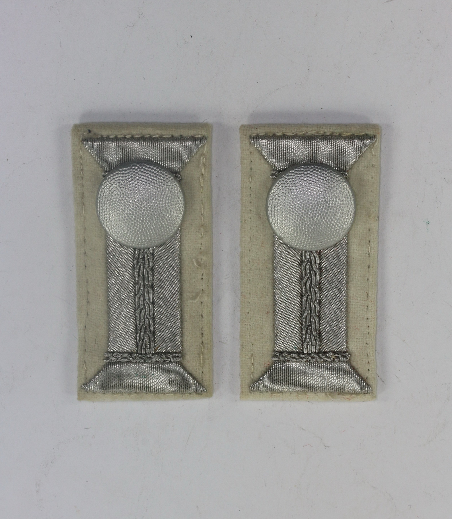 Wehrmacht Heer, Paar Ärmelpatten für einen Offizier der Infanterie – Bild 1