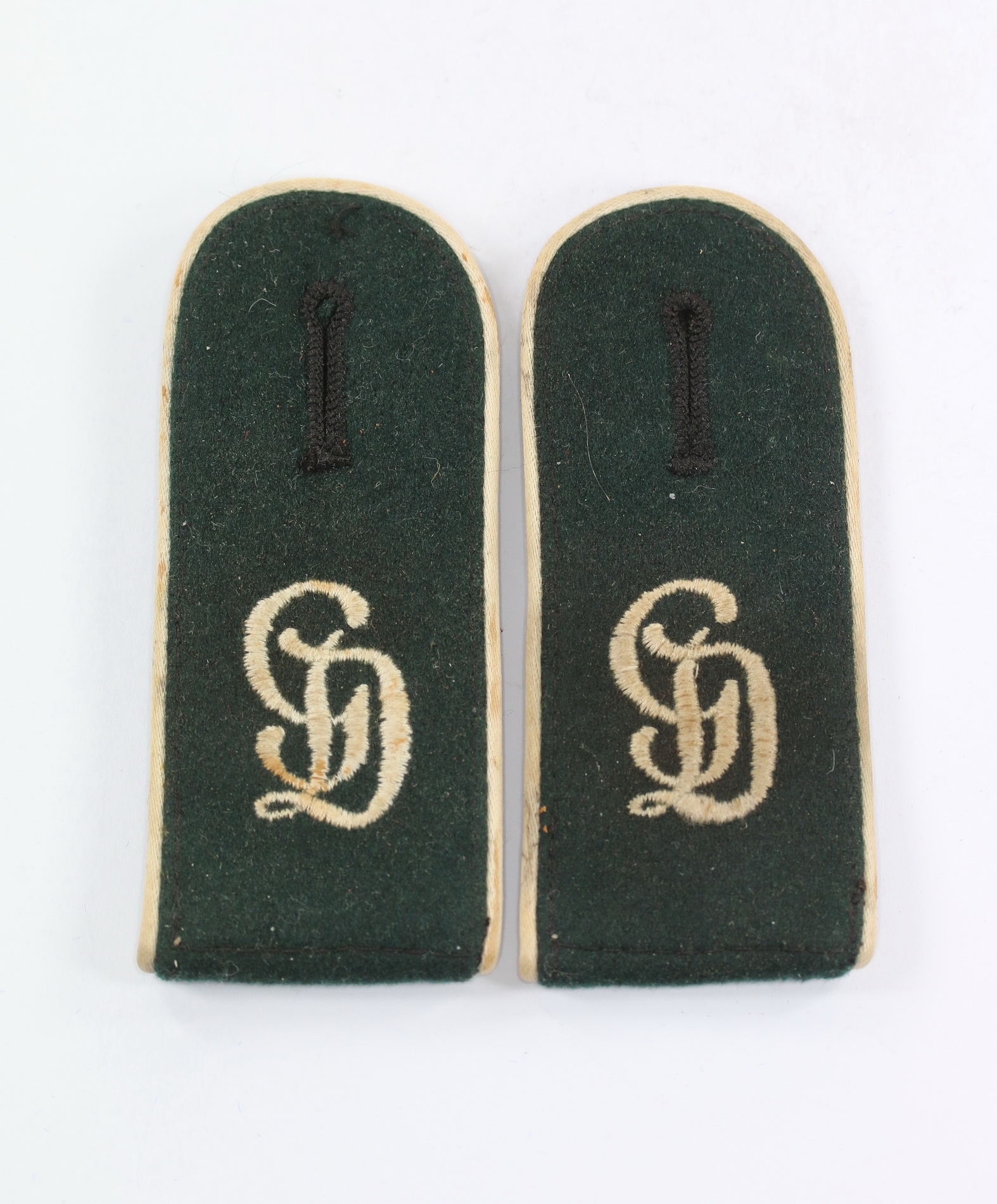 Wehrmacht Heer, Paar Schulterklappen für Mannschaften im Infanterie Regiment "Großdeutschland" – Bild 1