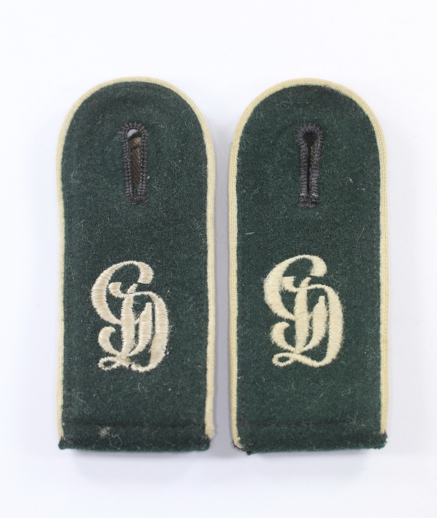 Wehrmacht Heer, Paar Schulterklappen für Mannschaften im Infanterie Regiment Großdeutschland (GD) – Bild 1