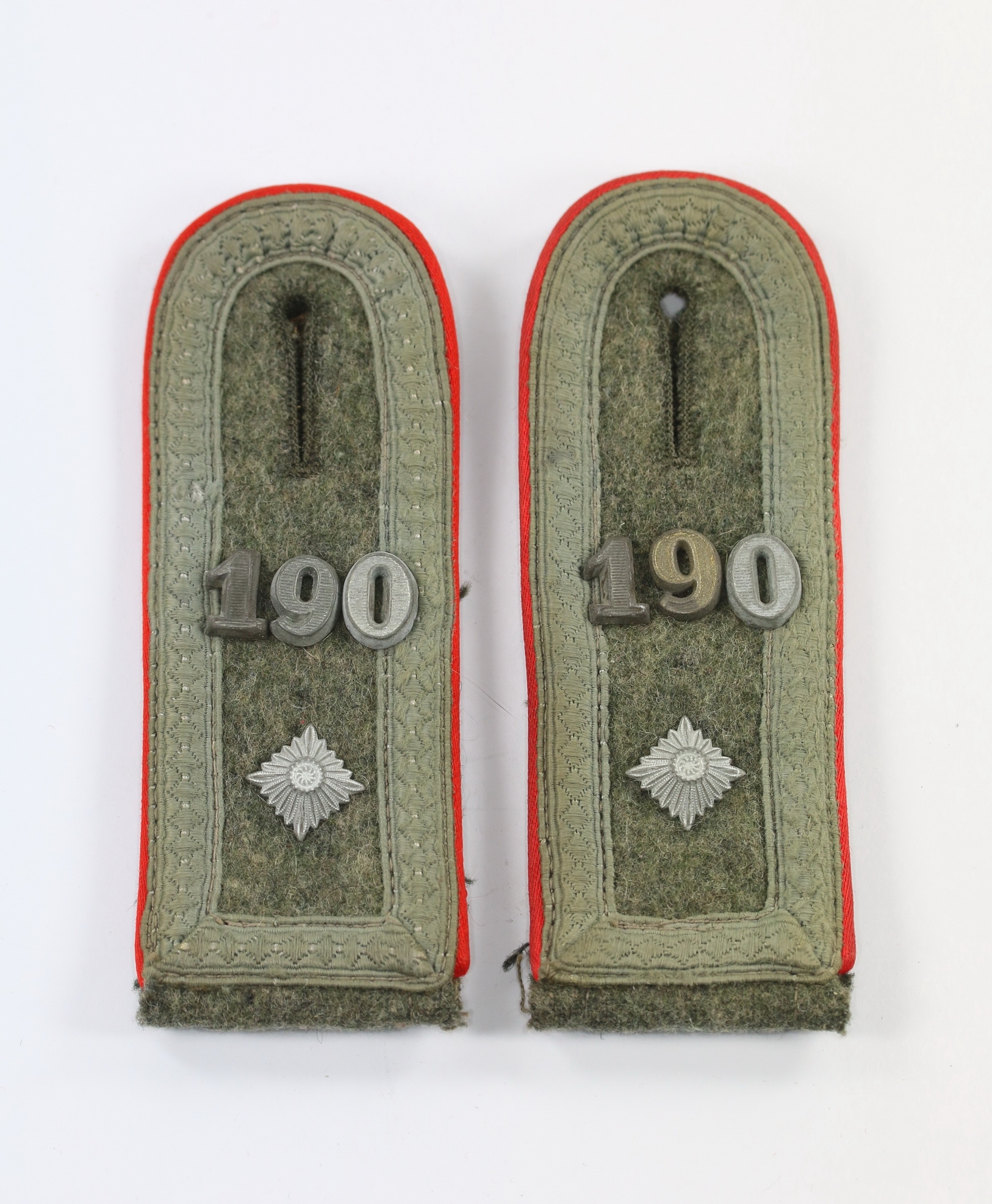 wehrmacht_heer_paar_schulterklappen_feldwebel_artillerieregiment_190_1_ Wehrmacht Heer, Paar Schulterklappen Feldwebel, Sturmgeschütz Abteilung 190 – Bild 1