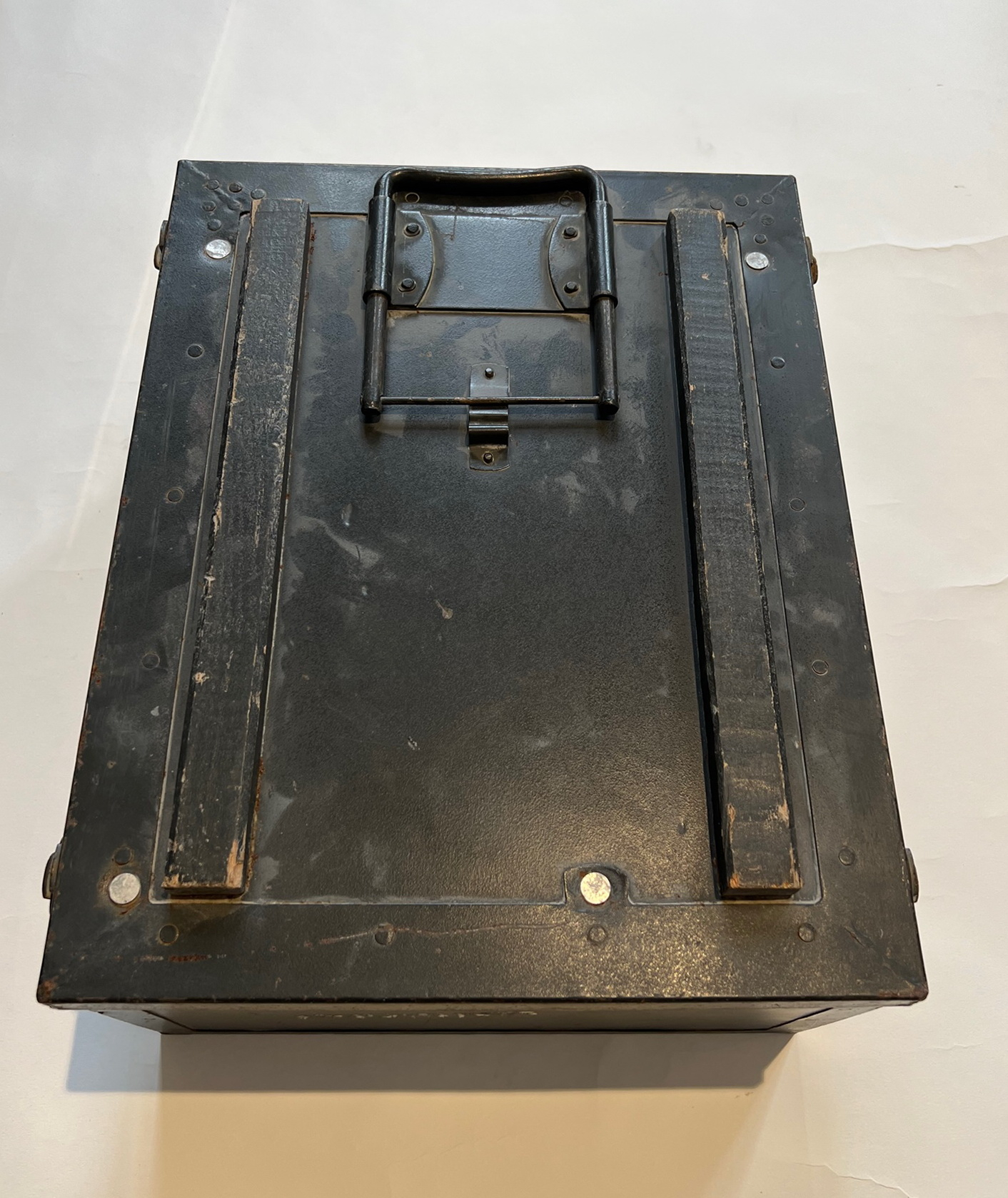 Wehrmacht Heer, Transportkiste für das Schlüsselgerät Enigma – Bild 1