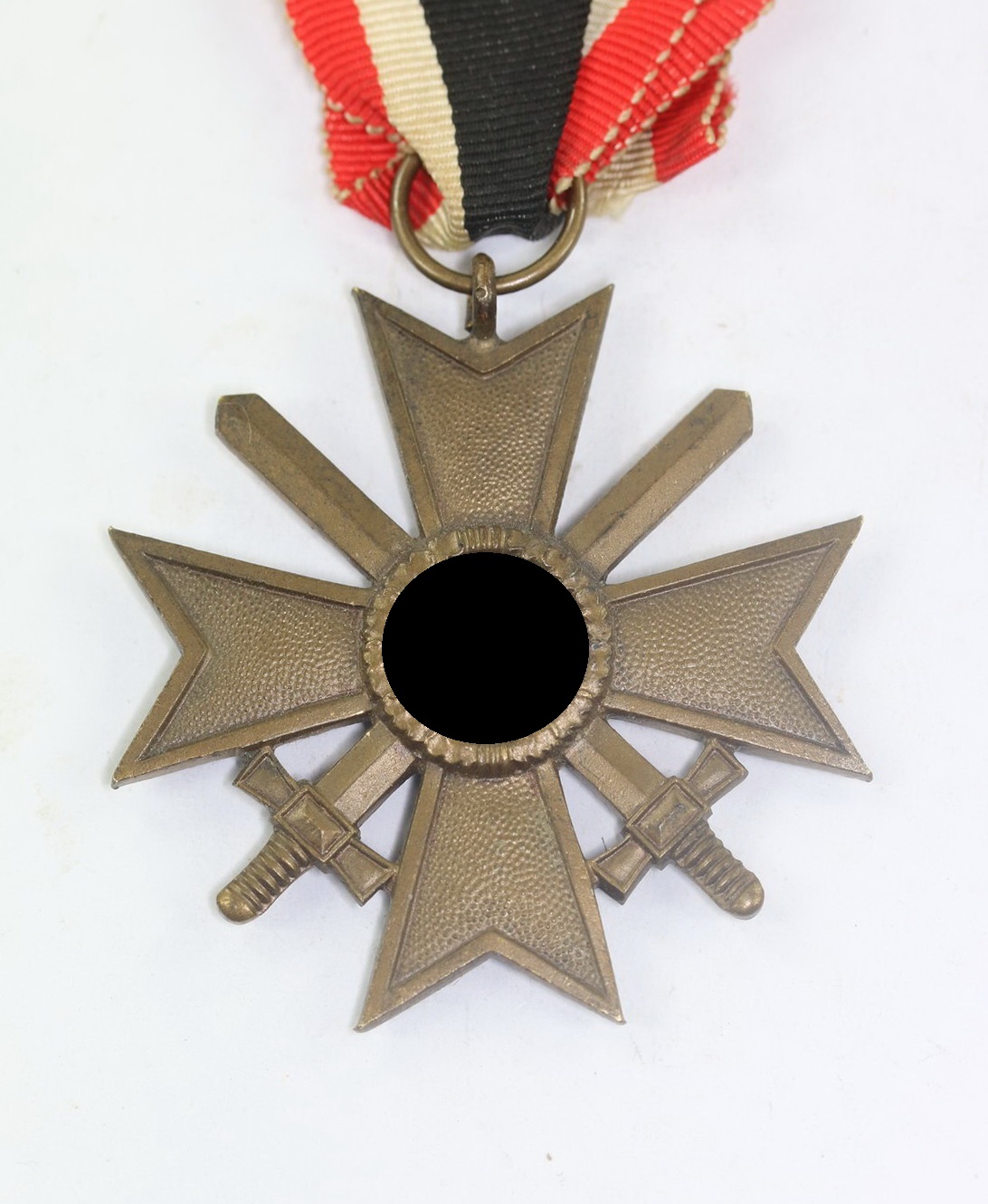 Kriegsverdienstkreuz 2. Klasse mit Schwertern (Buntmetall) (1) Kriegsverdienstkreuz 2. Klasse mit Schwertern (Buntmetall) – Bild 1