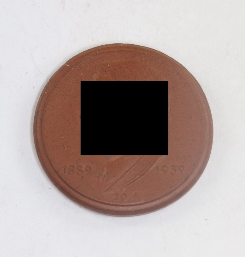 Manufaktur Meißen, Porzellan Medaille Adolf Hitler 1889 20. April 1939 (50. Geburtstag)
