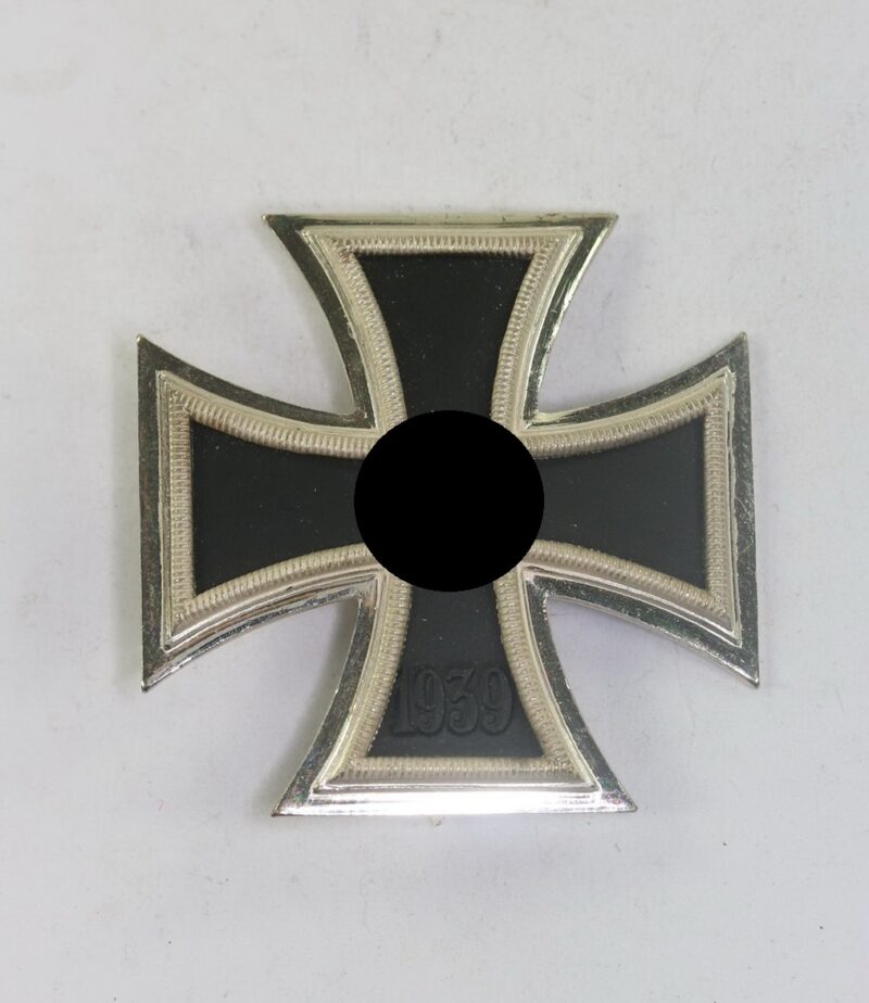 Eisernes Kreuz 1. Klasse 1939, Hst. L/11 ohne(!) Kasten (Wilhelm Deumer, Lüdenscheid)