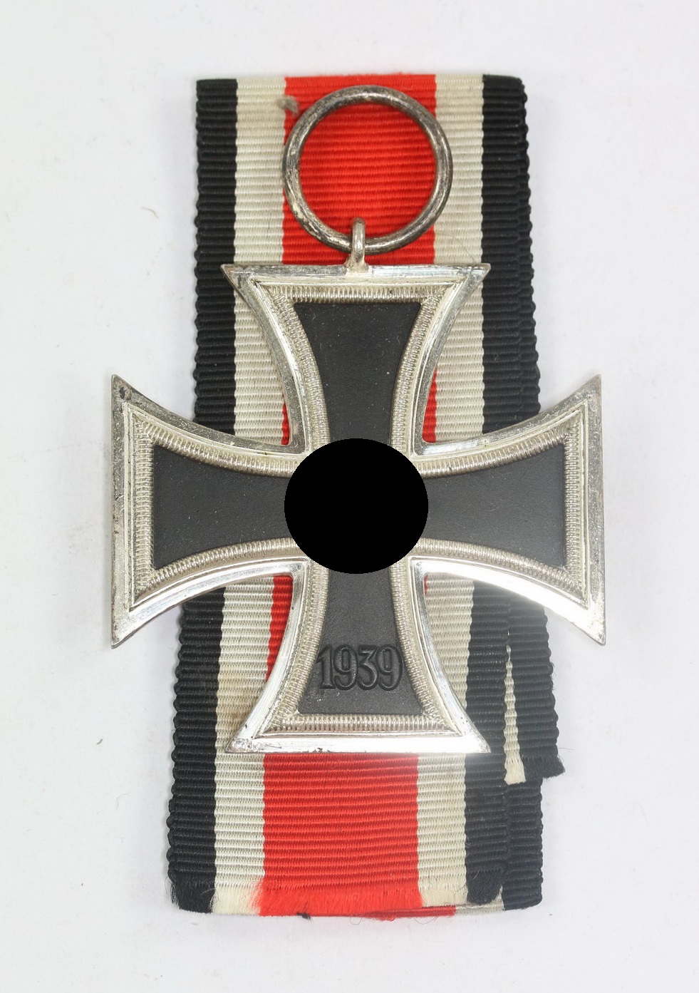 Eisernes Kreuz 2. Klasse 1939, Schinkel Variante, Wilhelm Deumer, Lüdenscheid, magnetische Version (1) Eisernes Kreuz 2. Klasse 1939, Schinkel Variante, Wilhelm Deumer, Lüdenscheid, magnetische Version – Bild 1