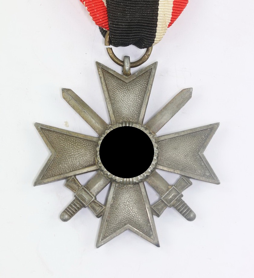 Kriegsverdienstkreuz 2. Klasse mit Schwertern, Hst. 74 (Carl Maurer Sohn, Oberstein) (1) Kriegsverdienstkreuz 2. Klasse mit Schwertern, Hst. 74 (Carl Maurer Sohn, Oberstein) – Bild 1