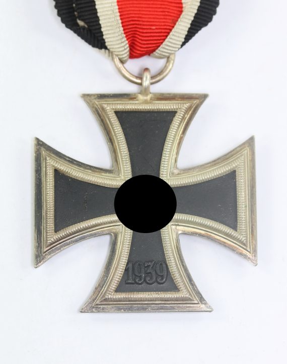 Eisernes Kreuz 2. Klasse 1939, Hst. 122 (J.J. Stahl, Straßburg) (1)