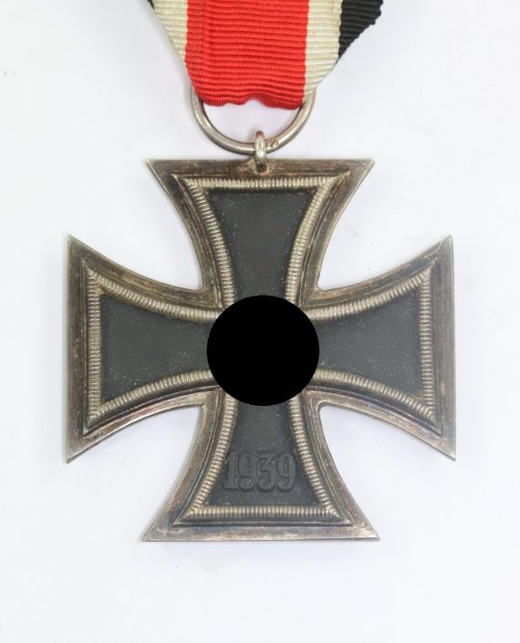 Eisernes Kreuz 2. Klasse 1939, Hst. 25 (Arbeitsgemeinschaft der Graveur-, Gold- und Silberschmiedeinnungen, Hanau am Main) (1)
