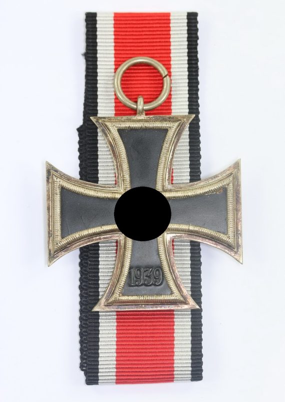 Eisernes Kreuz 2. Klasse 1939, Schinkel Variante, Paul Meybauer, Berlin, magnetischer Kern (1)