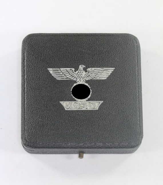 Etui für eine Wiederholungsspange 1. Klasse 1939, 1. Form (!) (1)