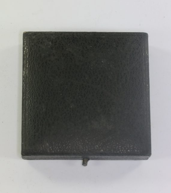 LDO Universal Etui (Eisernes Kreuz 1. Kl., KVK 1. Kl., VWA Gold) (1)