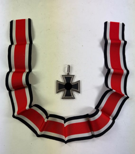 Ritterkreuz des Eisernen Kreuzes, Hst. 65 800 (Klein & Quenzer A.G., Oberstein) (14)