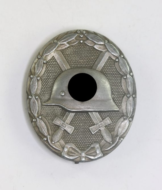 Verwundetenabzeichen in Silber 1939, Hst. 30 (Hauptmünzamt Wien) (1)