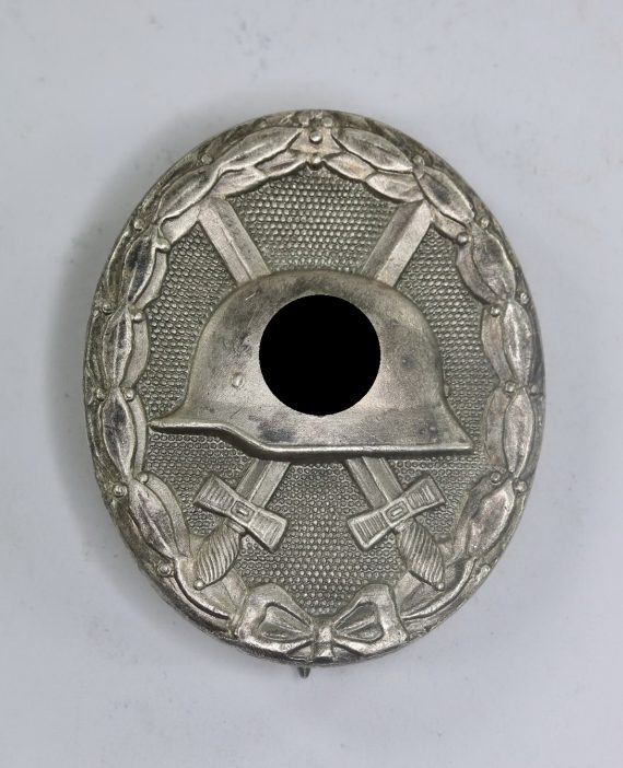 Verwundetenabzeichen in Silber 1939, Hst. L15 (Otto Schickle, Pforzheim) (1)