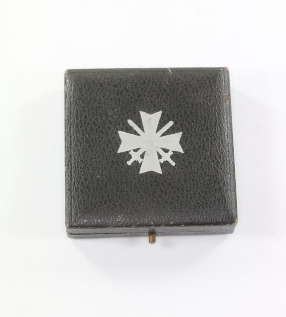 etui_f_r_ein_kriegsverdienstkreuz_1