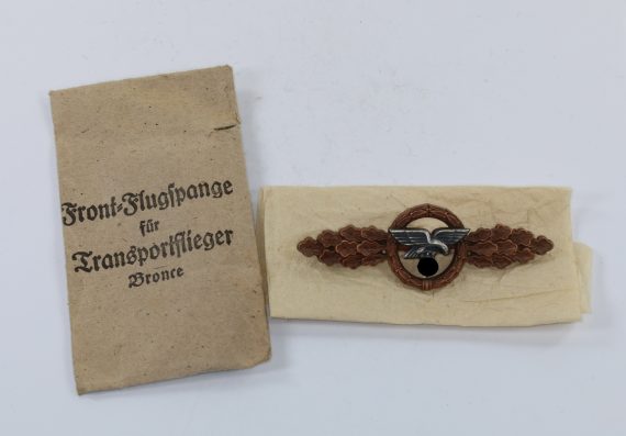 frontflugspange_f_r_transportflieger_in_bronze_in_verleihungst_te_1__1