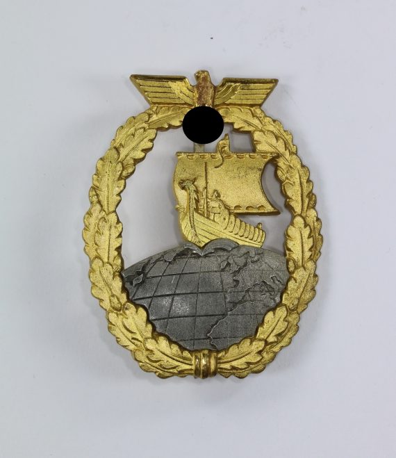 kilfskreuzer_kriegsabzeichen_schwerin_berlin_buntmetall_1__1