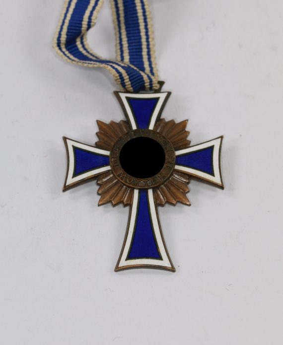 mutterkreuz_bronze_1__1_1