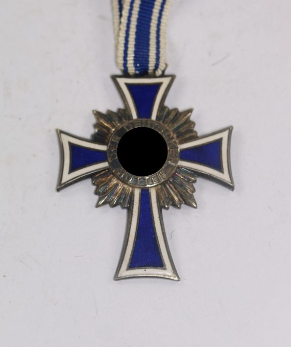 mutterkreuz_in_silber_2